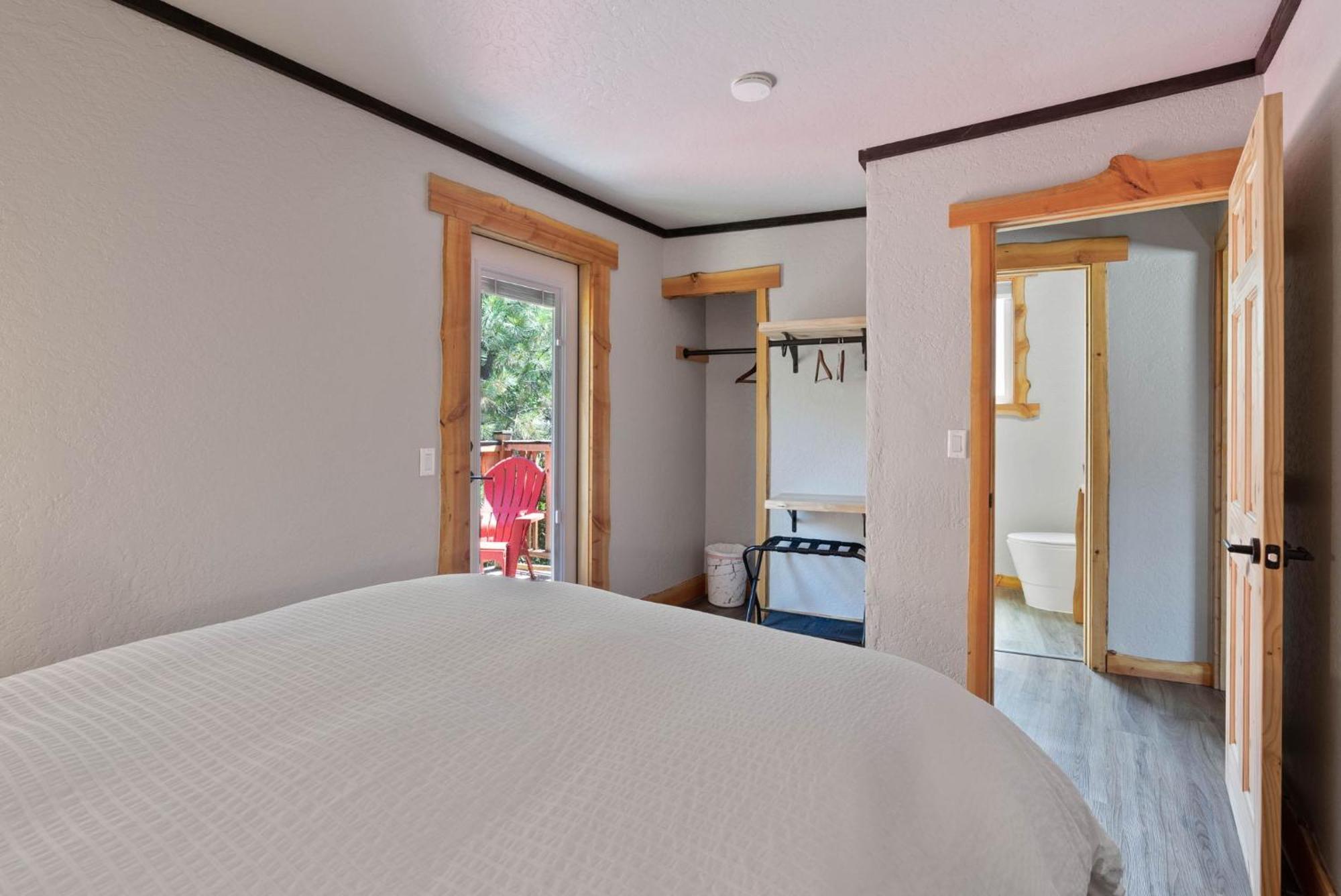 Lake Village Lodge 科达伦 外观 照片