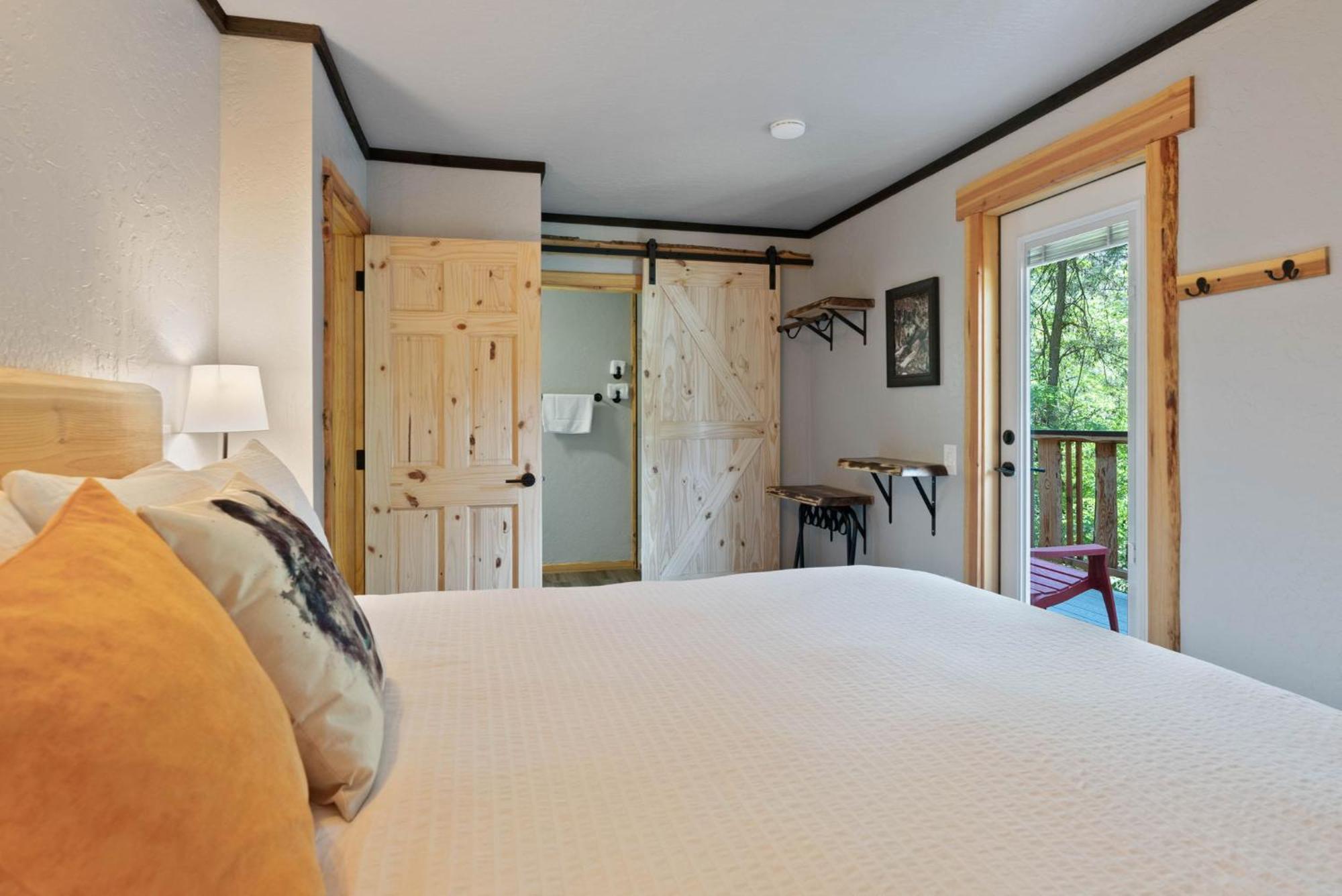 Lake Village Lodge 科达伦 外观 照片